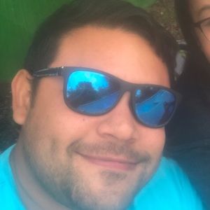 Meet your Posher, Luis